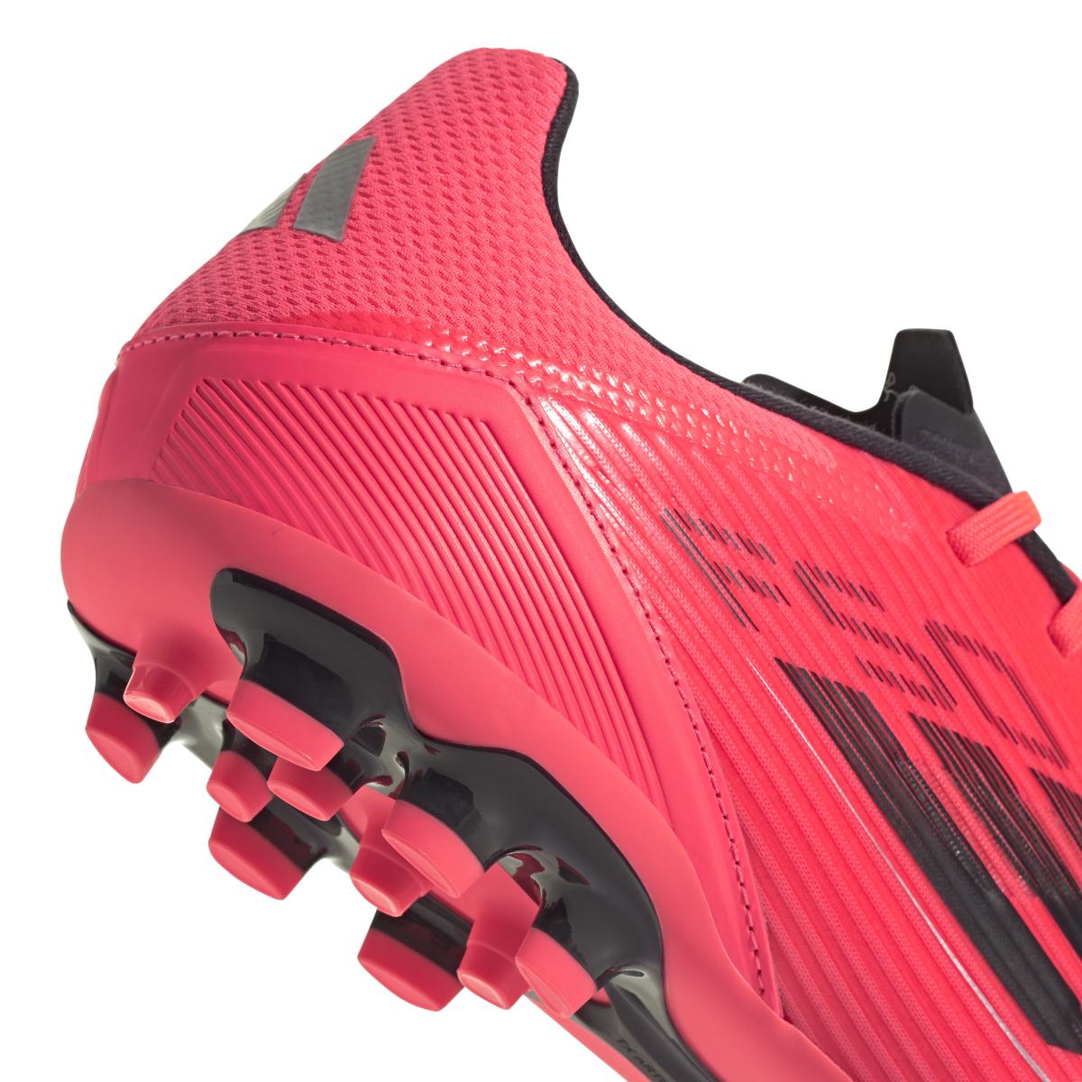 product/a/d/adidas_if1329_8_footwear_photography_detail_view_2_white.jpg