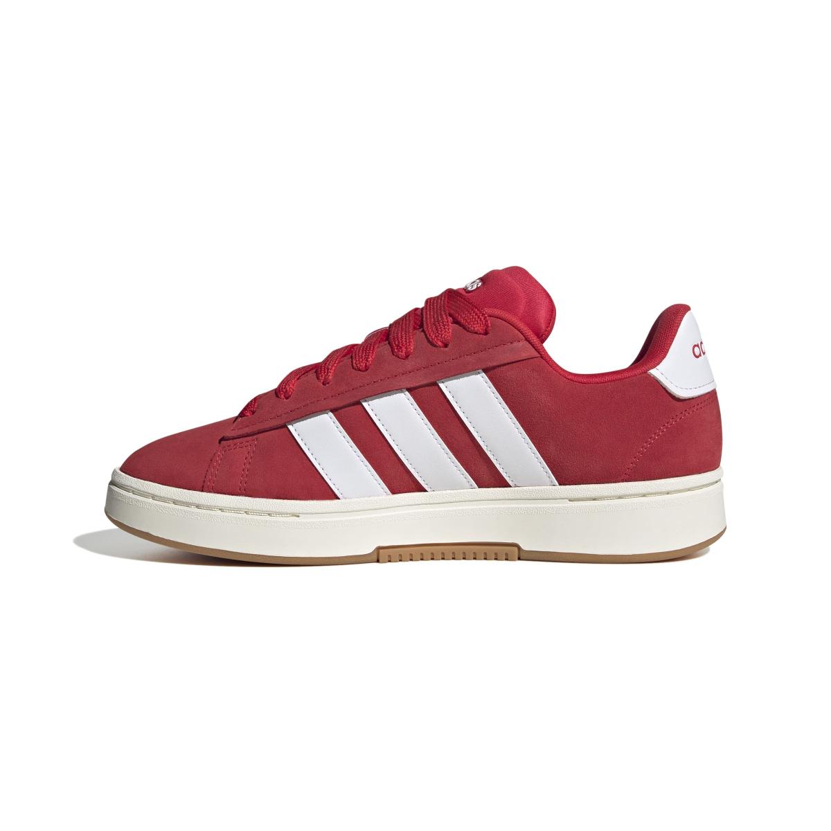 product/a/d/adidas_ji1710_5_footwear_photography_side_medial_center_view_white-nw091625.jpg
