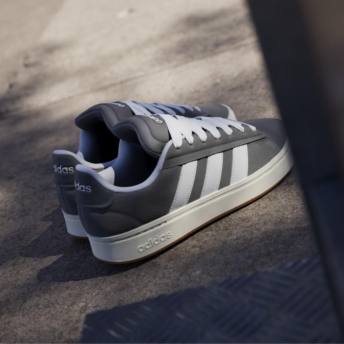 product/a/d/adidas_jr0542_17_footwear_photography_heromrktng_view_6-nw091625.jpg