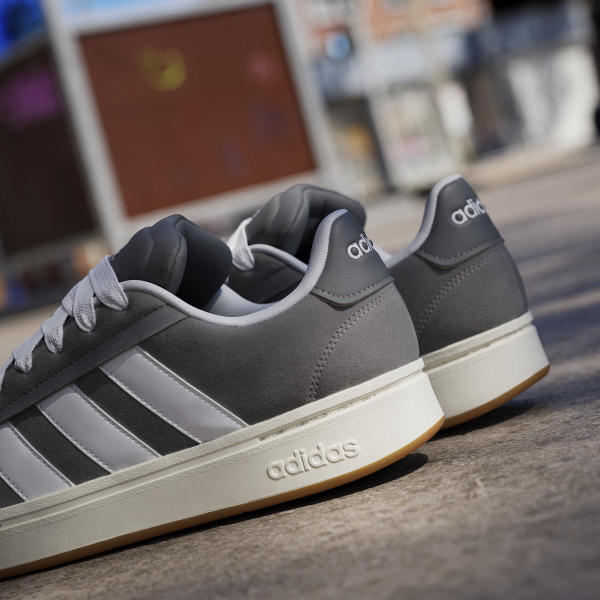 product/a/d/adidas_jr0542_20_footwear_photography_heromrktng_view_9-nw091625.jpg