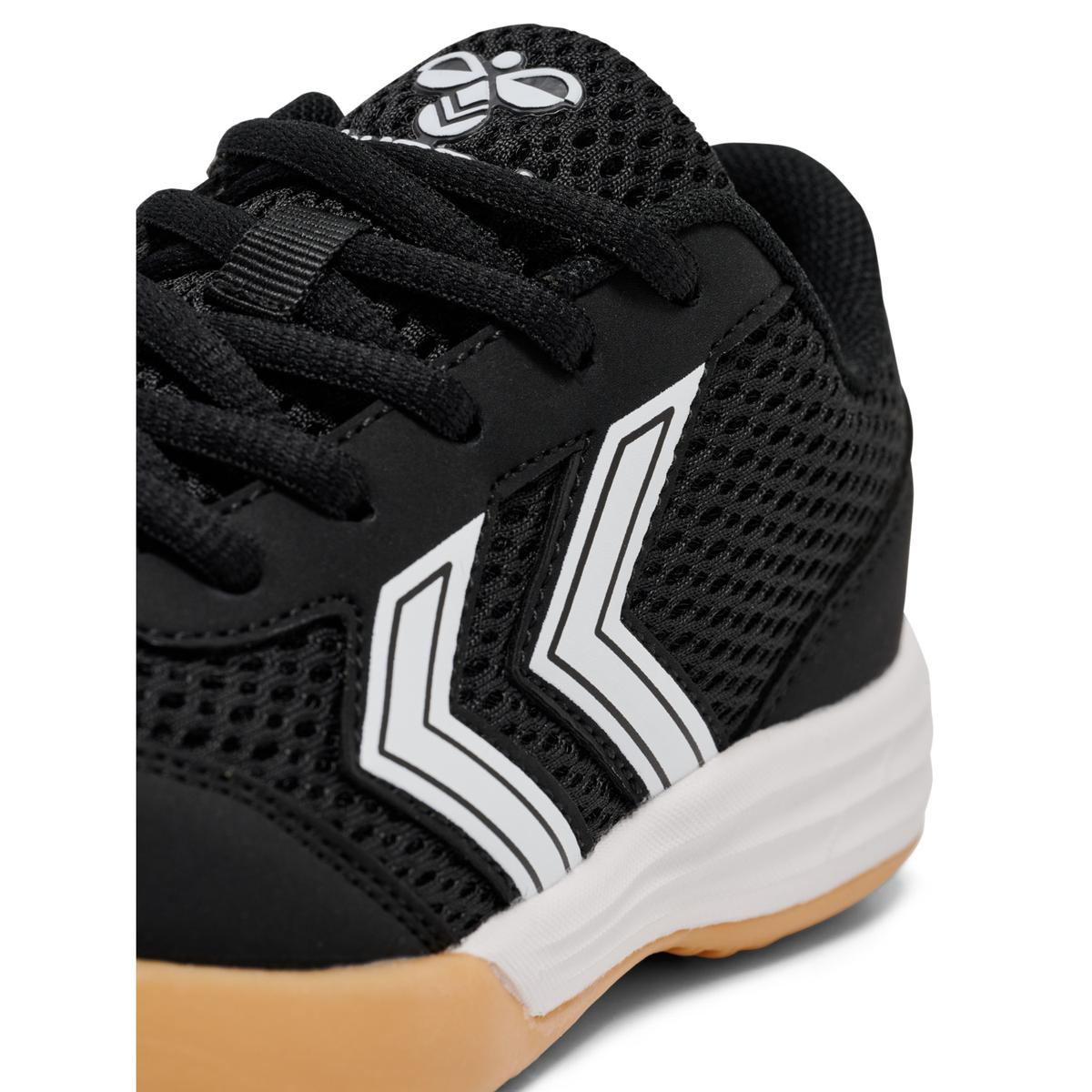 product/h/u/hummel_225242-2114_black-white_3.jpg