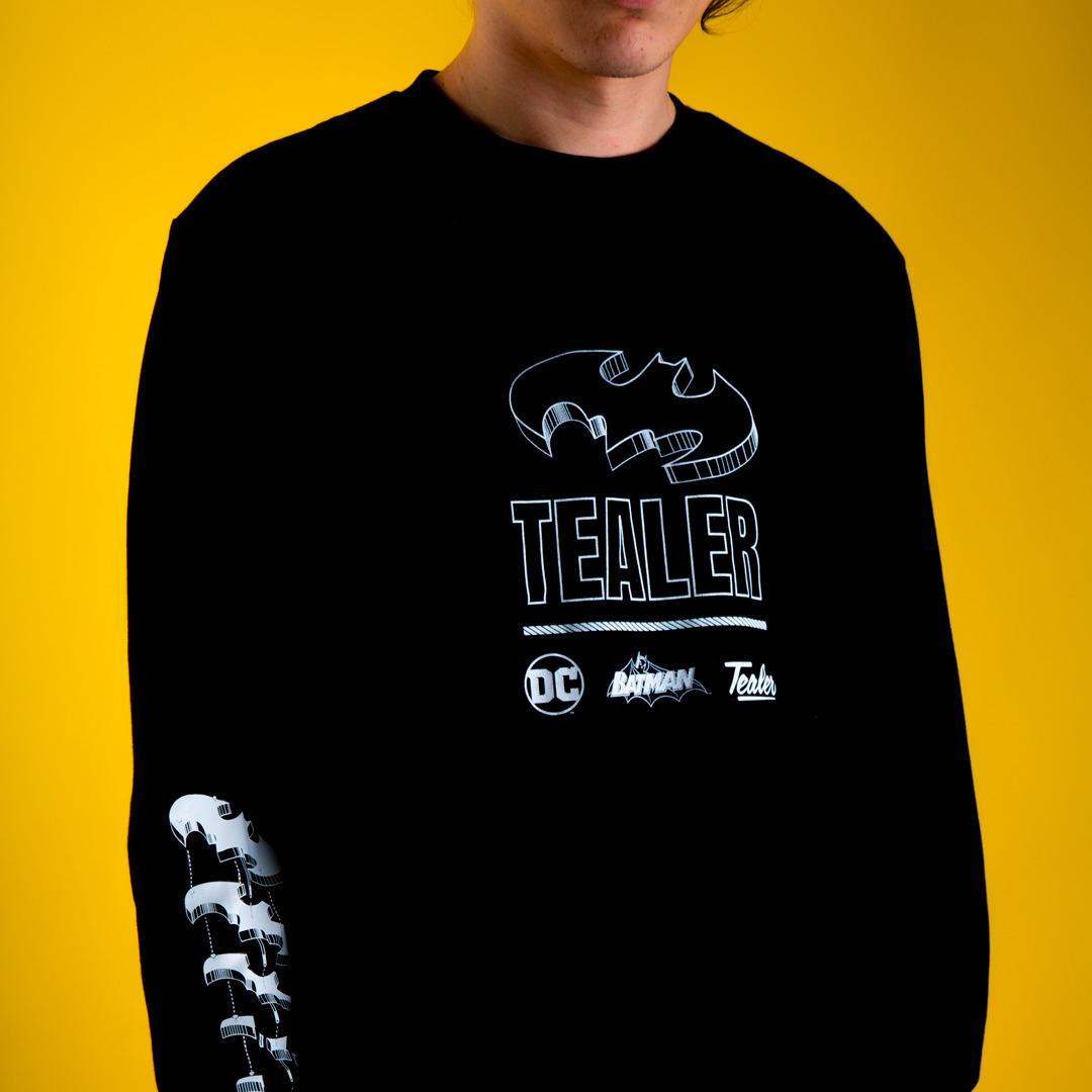 product/l/o/longsleevebatmanfrnot_2048x.jpg