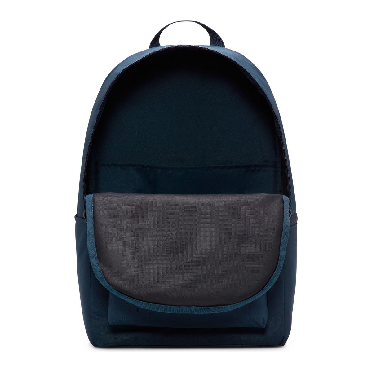 product/n/i/nike_hq6722-451-phsyd002.jpg