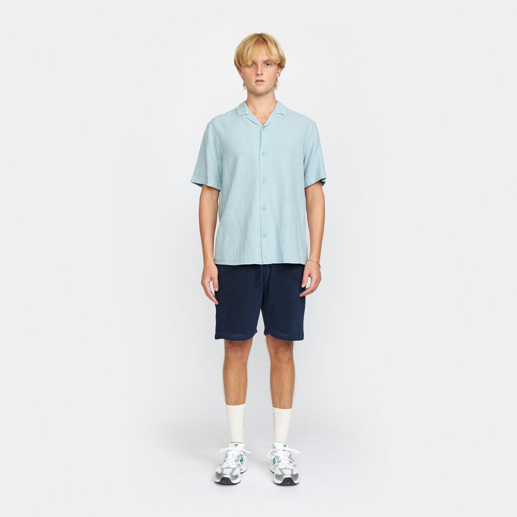 product/r/e/revolution_3927-lightblue_4.jpg