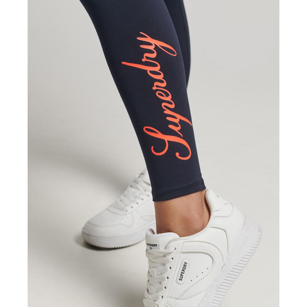 product/s/u/superdry_w7010774a-jke_2.jpg