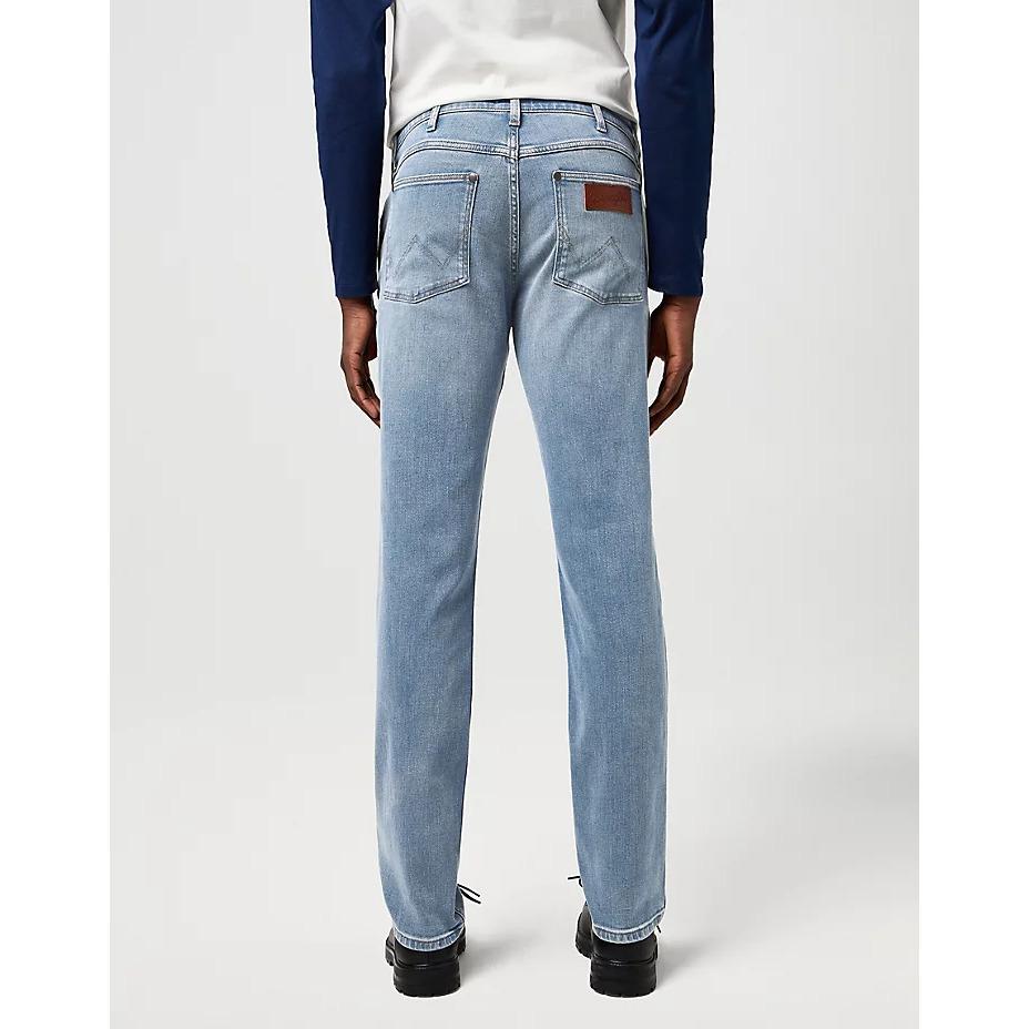 product/w/r/wrangler-112370850-grey-light-3.jpg