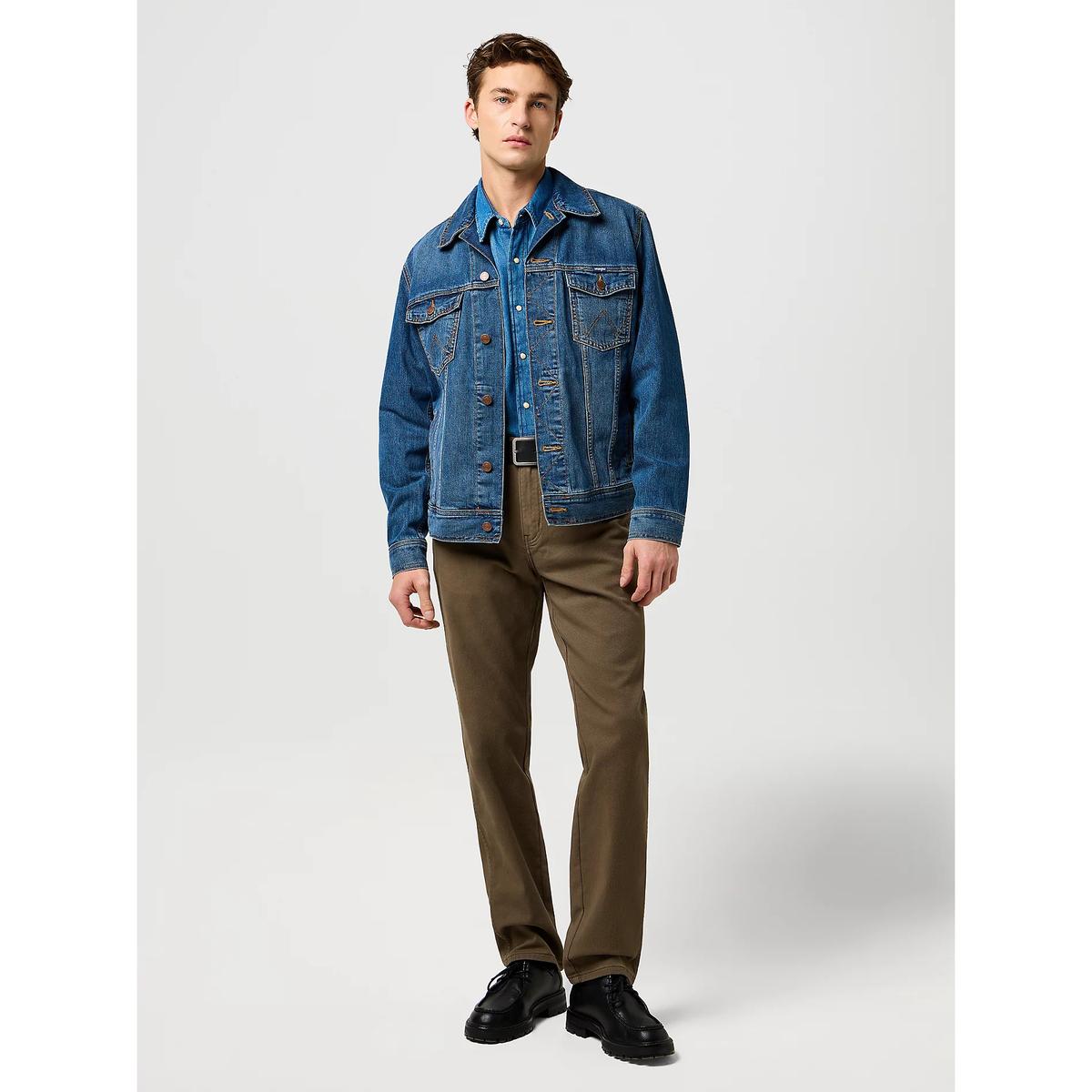 product/w/r/wrangler-112371644-brown-6.jpg