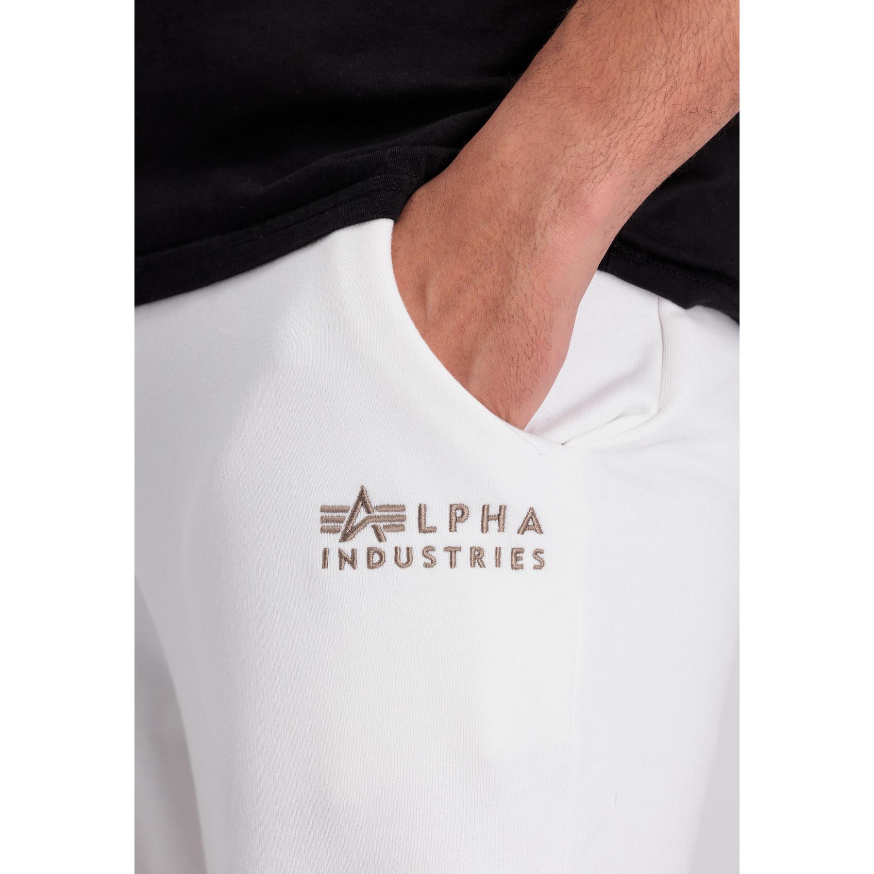 product/1/0/106364-626-alpha-industries-organics-emb-regular-jogger-004_1.jpg