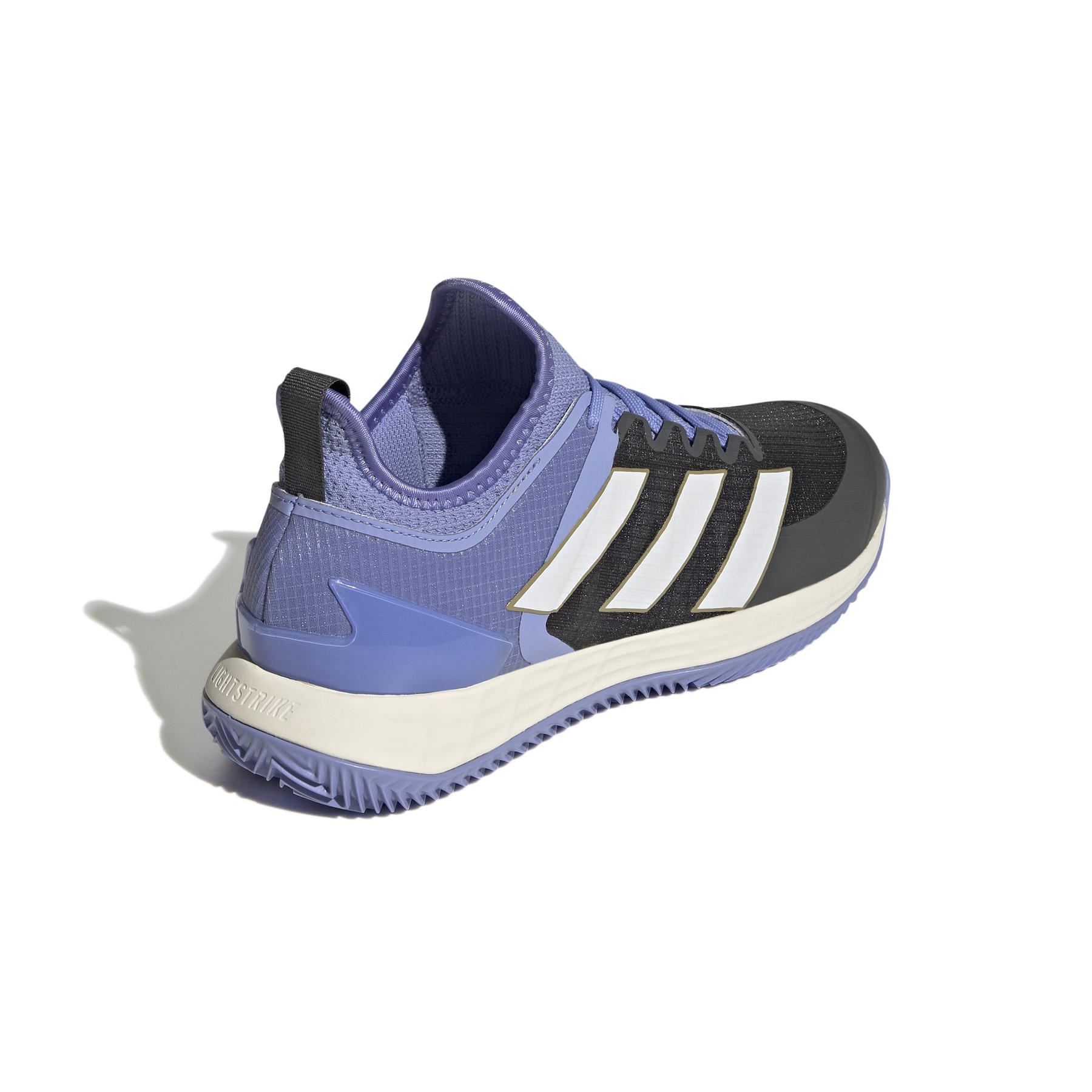 product/a/d/adidas_gv9525_7_footwear_photography_back_lateral_top_view_white_000.jpg