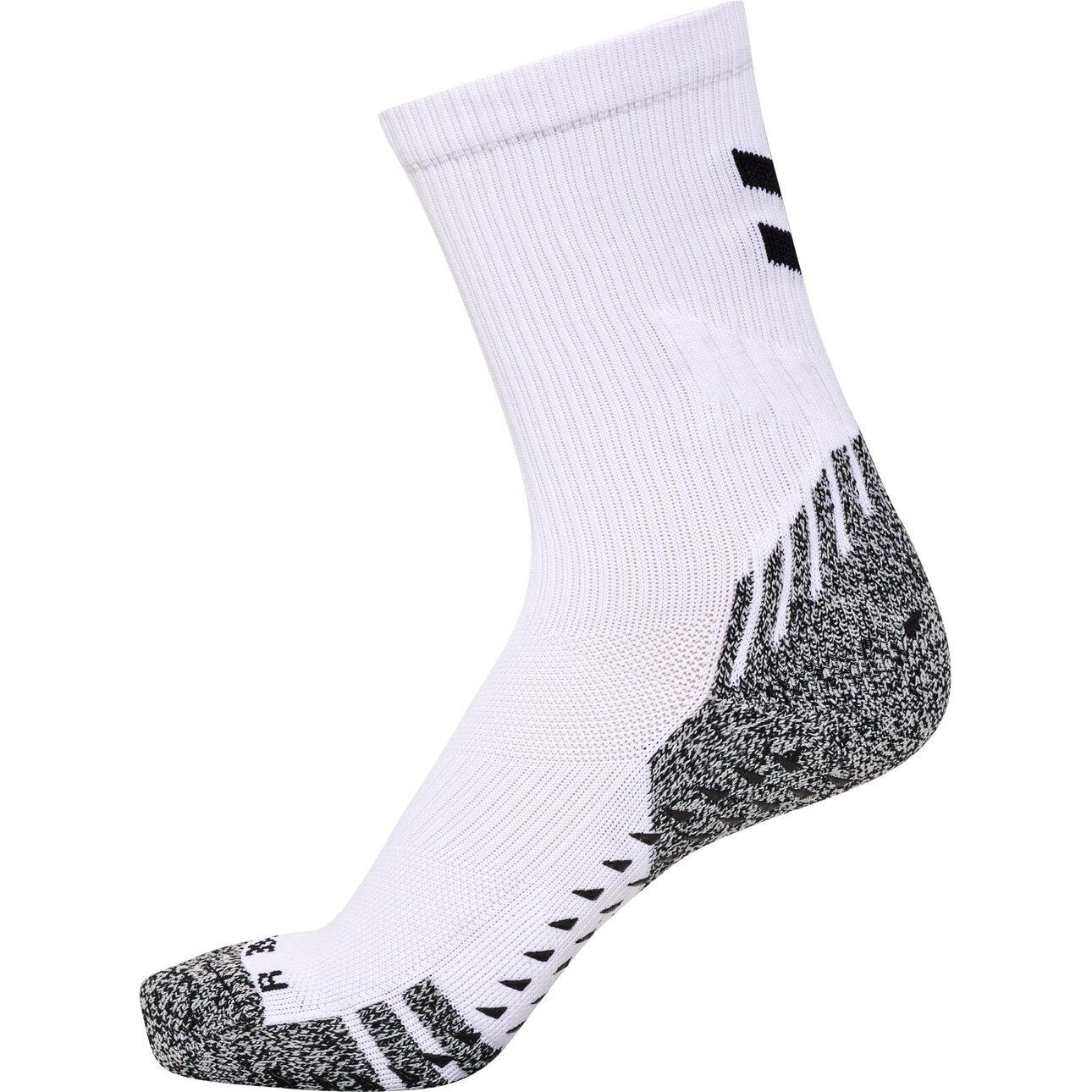 product/h/u/hummel_226914-9124_white-black_1.jpg