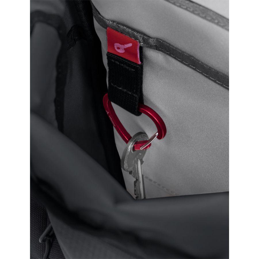 product/v/a/vaude_45520-215_black_10.jpg