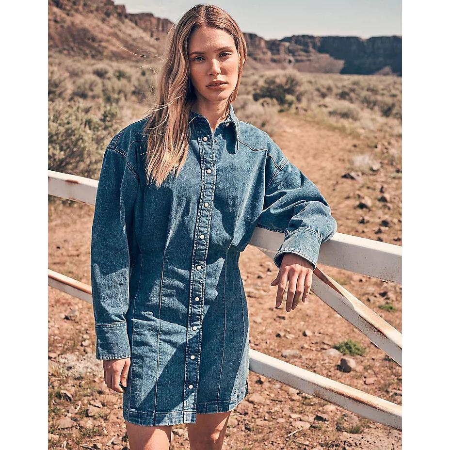 product/w/r/wrangler-112370802-blue-1.jpg