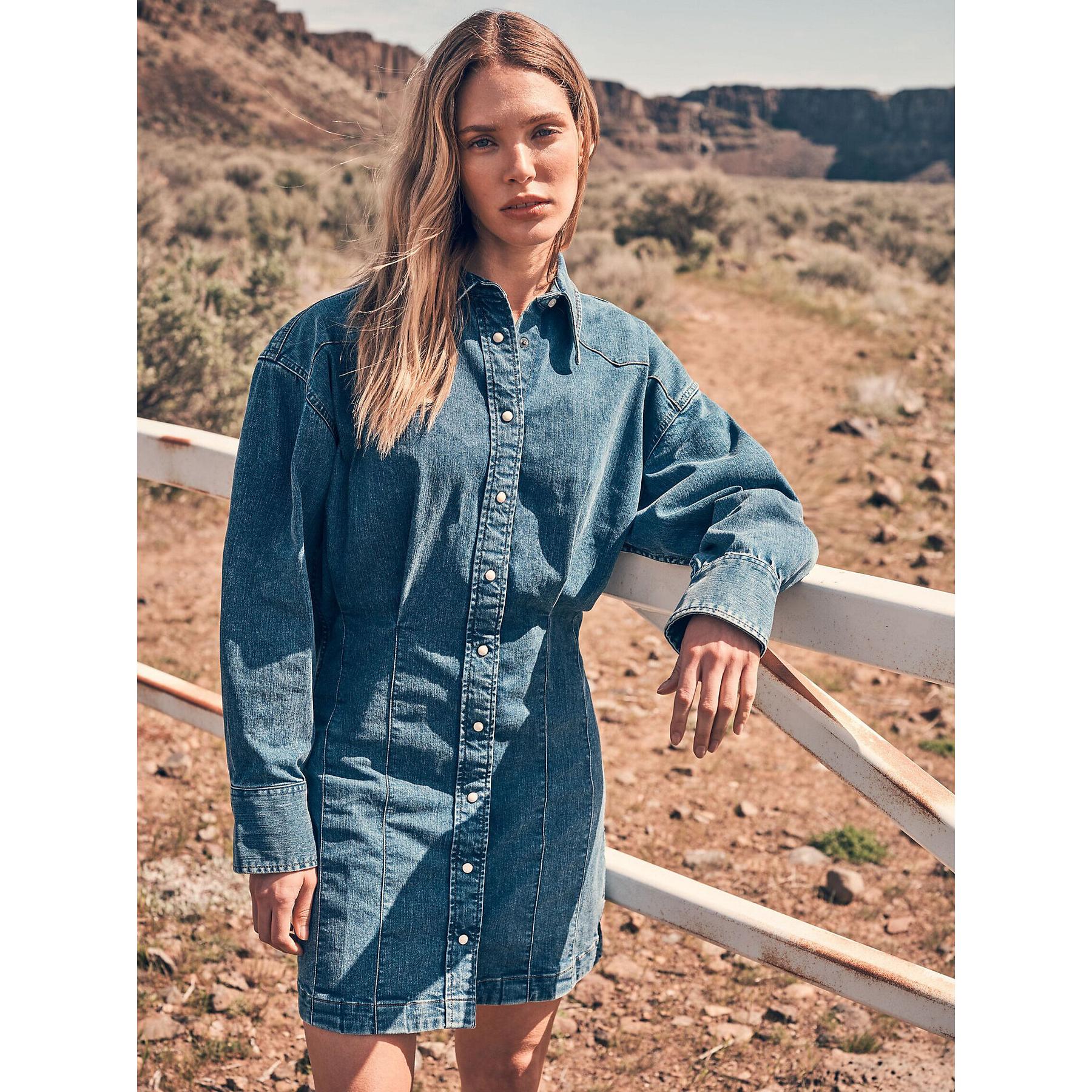 product/w/r/wrangler-112370802-blue-2.jpg