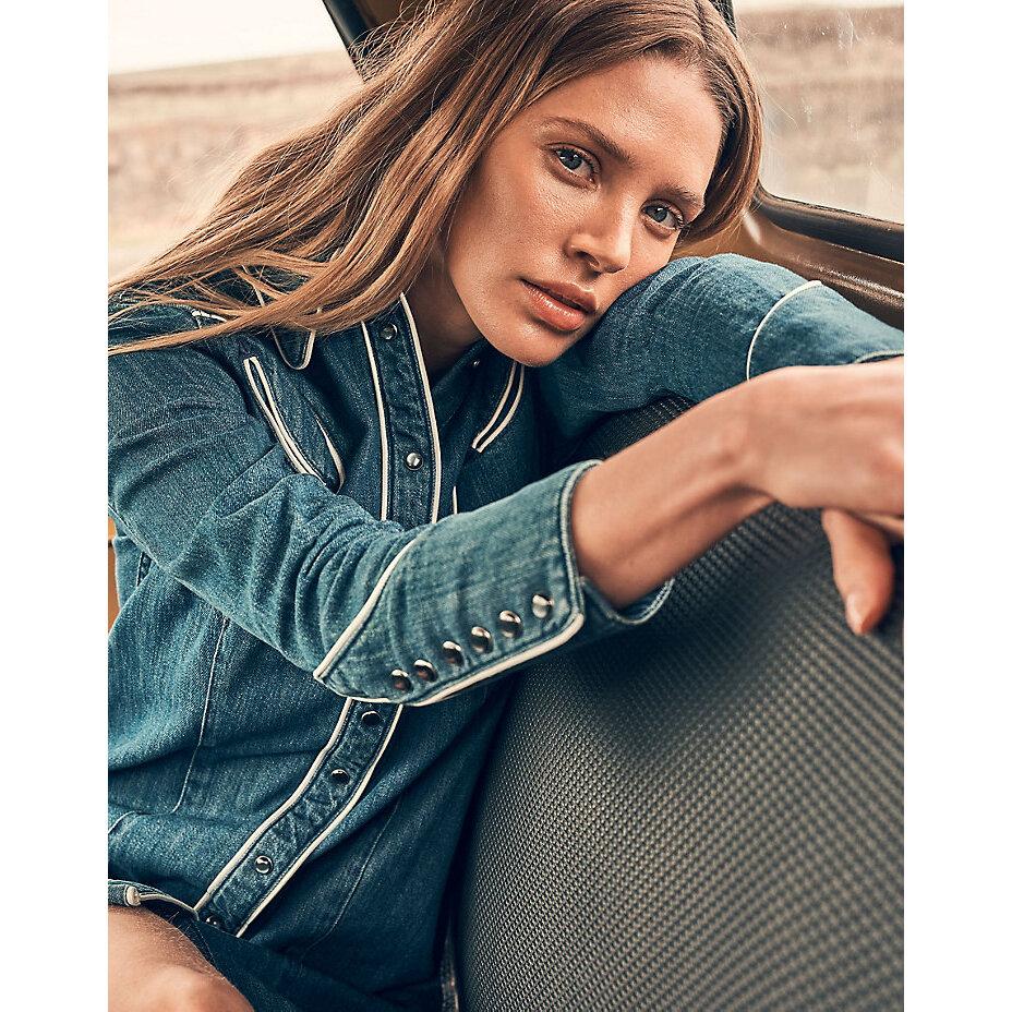 product/w/r/wrangler-112370805-blue-15.jpg