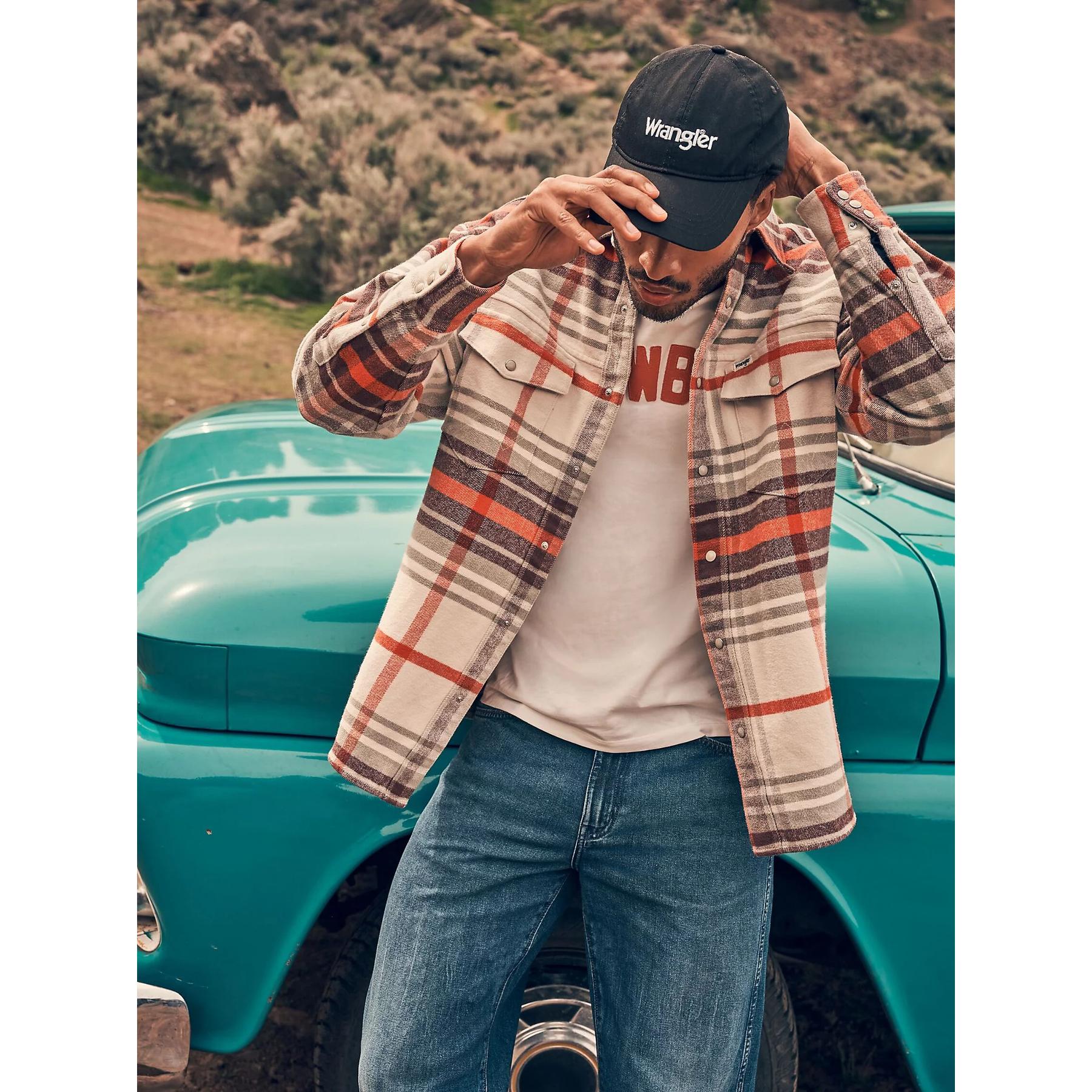 product/w/r/wrangler-112371018-retro-blue-14.jpg