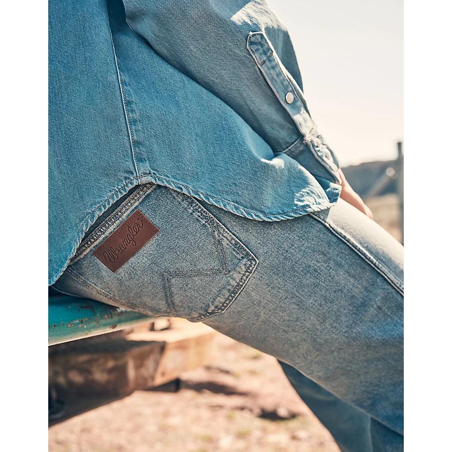 product/w/r/wrangler-112371019-blue-3.jpg