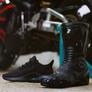 Stivali e scarpe
