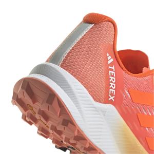 product/a/d/adidas_hr1141_9_footwear_photography_detail_view_2_white_000.jpg