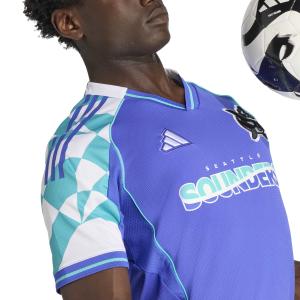 product/a/d/adidas_jx8720_6_apparel_on_model_detail_view_2_white.jpg