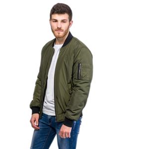 max1kaki-bombers-max-kaki
