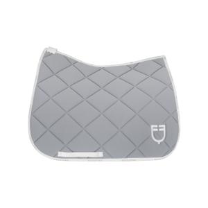 eth09022l-grey-white-tappeto-da-dressage-per-cavallo-in-tessuto-tecnico-con-logo-equestro-grigio-bianco