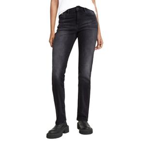 d23951-d632-g108-jeans-da-donna-g-star-strace-indossato-nella-luna-nera