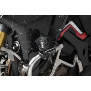 nsw-00-004-51000-b-kit-fendinebbia-di-illuminazione-evo-con-elementi-di-fissaggio-per-i-fari-sw-motech-nero-tu