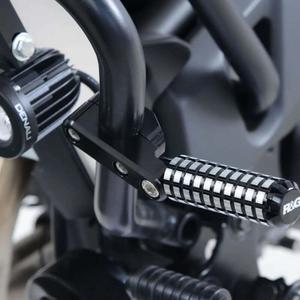 1126888-poggiapiedi-moto-universali-fissaggio-su-barre-r-g-racing-nero-tu