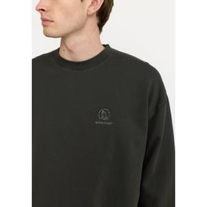 product/r/e/revolution_2794-piz-black_black_3.jpg