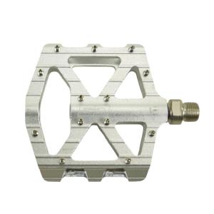 pesd2004-pedali-sd-components-flatpedal-v2-argento-8-5x8-5-cm