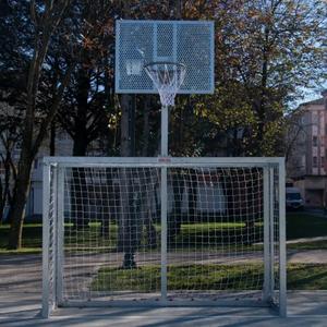 0012595-set-di-2-porte-da-calcetto-pallavolo-con-canestro-galvanizzato-softee-equipment-argento-tu